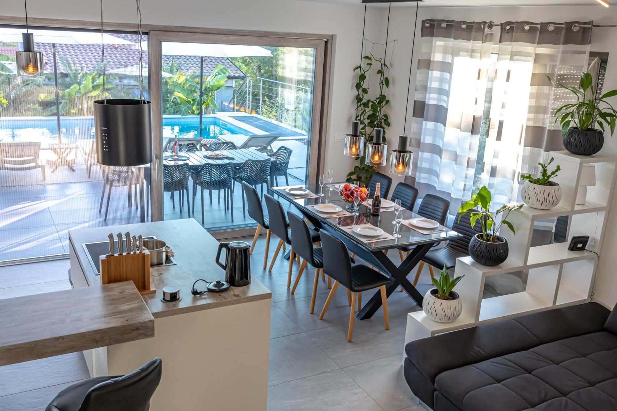 Luxury Villas White Sails Pinezići Екстериор снимка