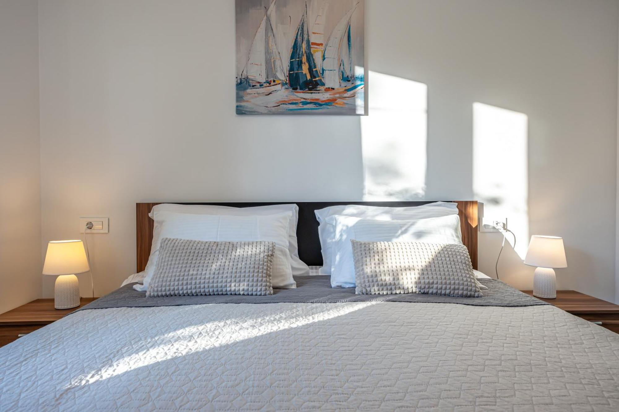 Luxury Villas White Sails Pinezići Екстериор снимка