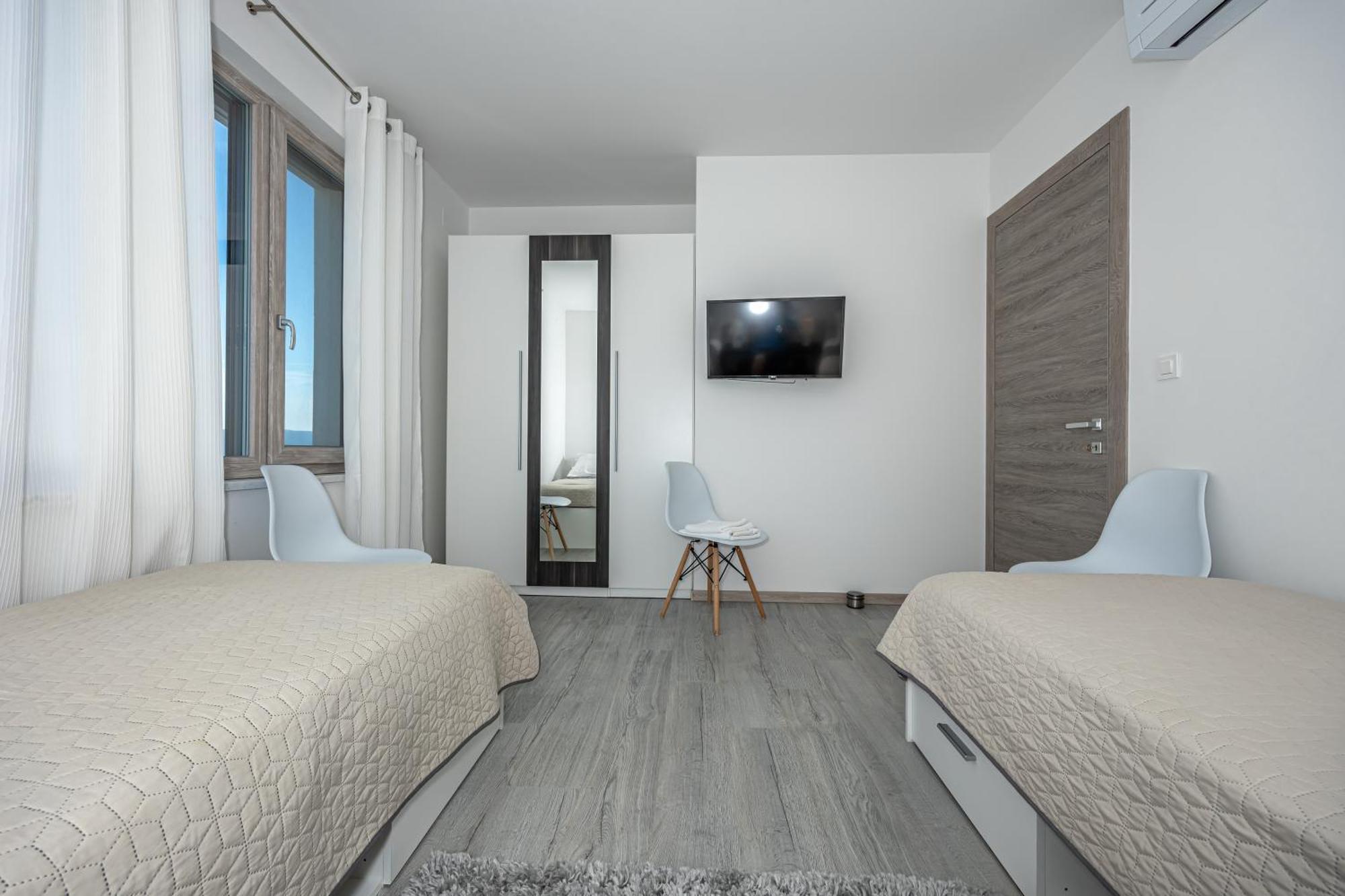 Luxury Villas White Sails Pinezići Екстериор снимка