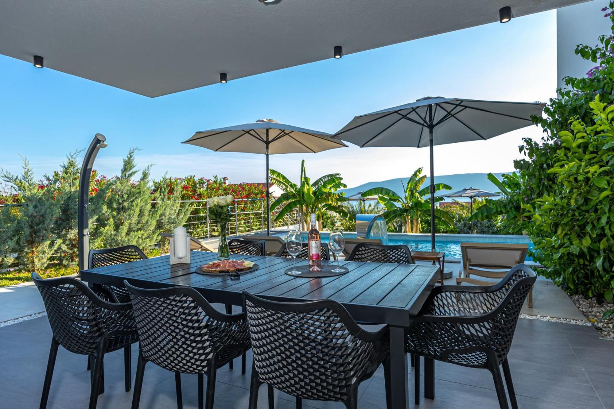 Luxury Villas White Sails Pinezići Екстериор снимка